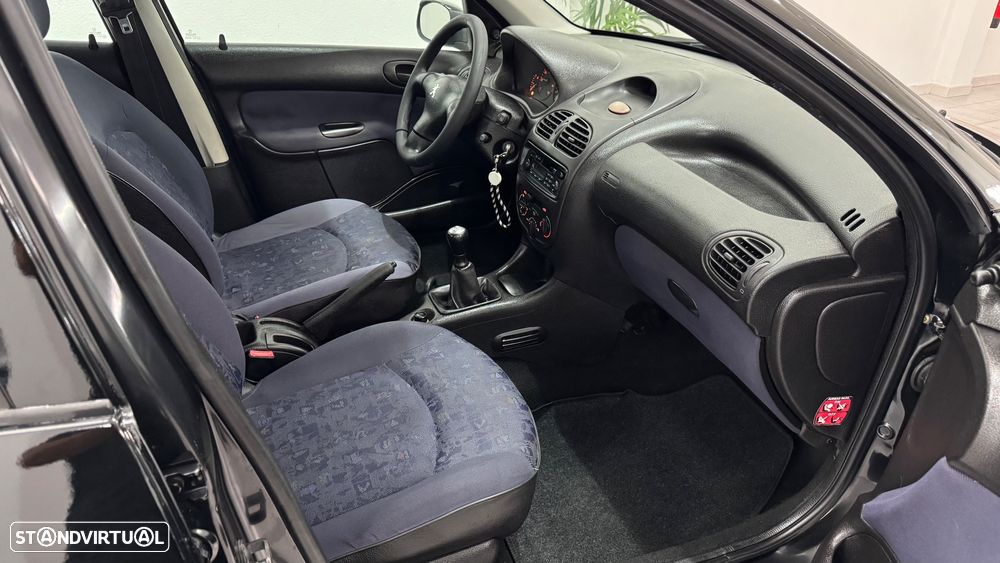 Peugeot 206 1.1 XR - 8