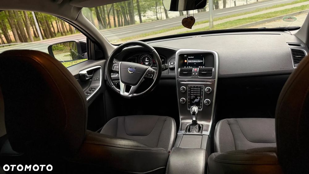 Volvo XC 60 D4 Drive-E Momentum - 7