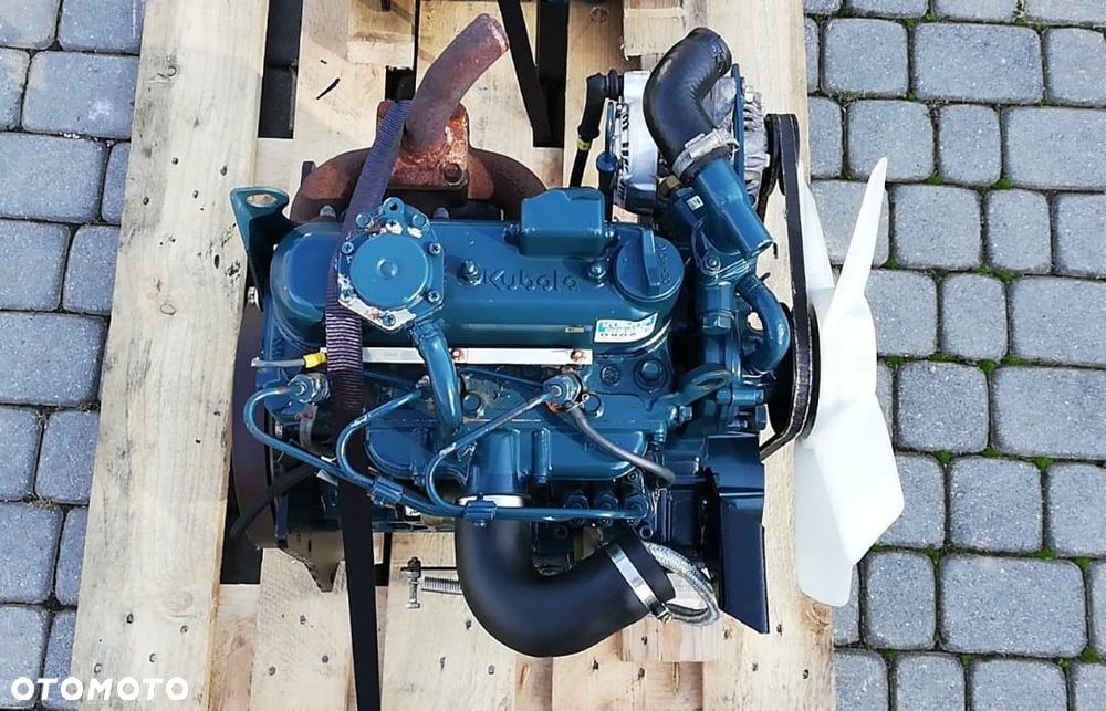 SILNIK Kubota D905-E D905 E 17,5 kW 3600rpm 0,9l 11500zł netto - 10