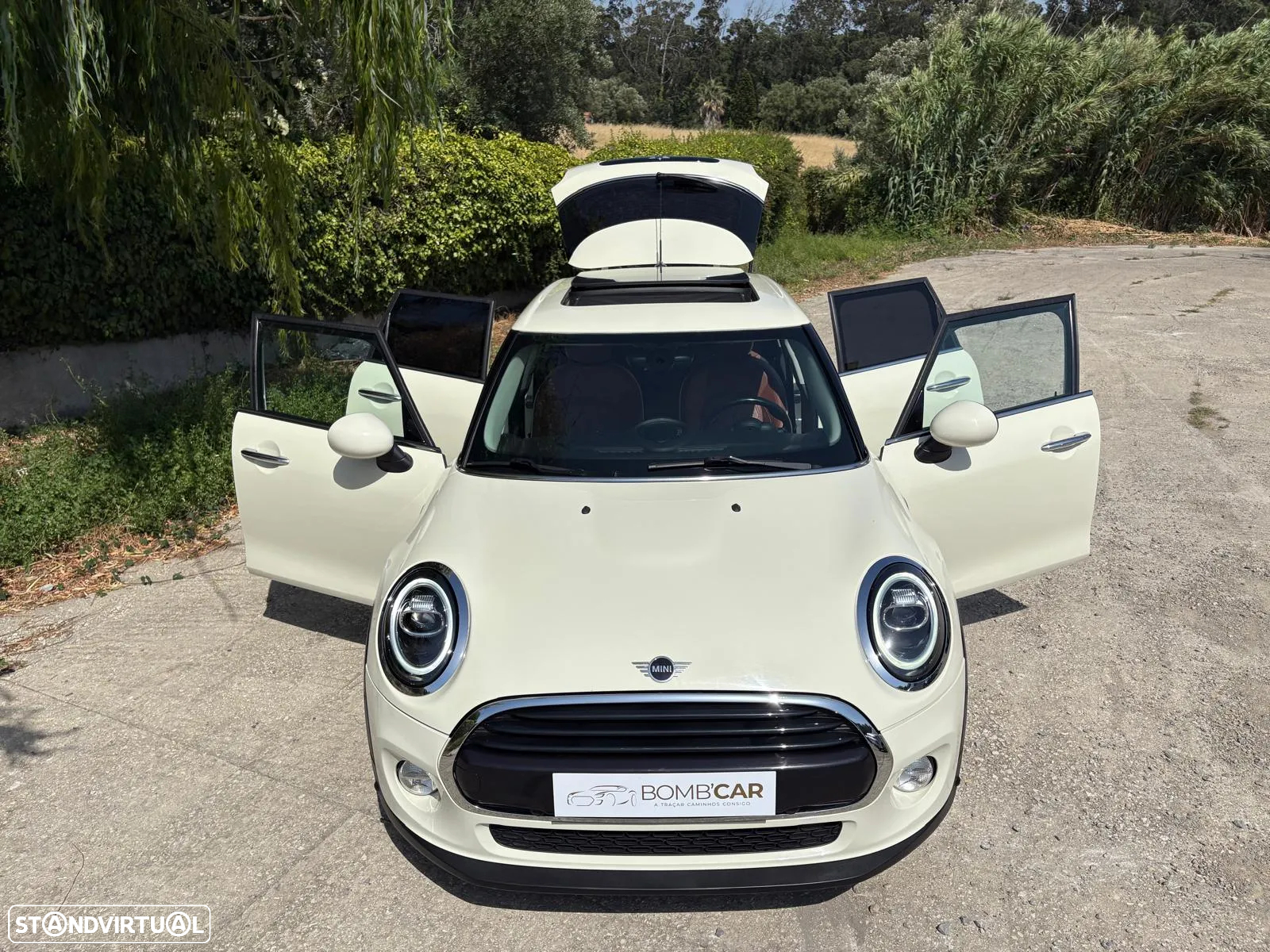MINI 5 Portas Cooper D Aut. - 13