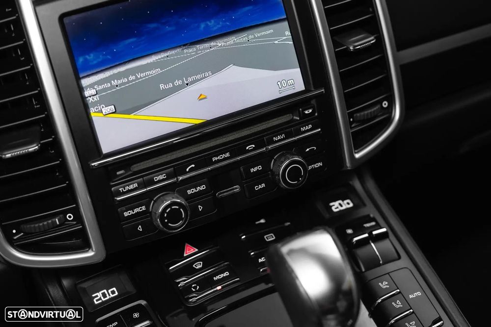 Porsche Cayenne S - 23