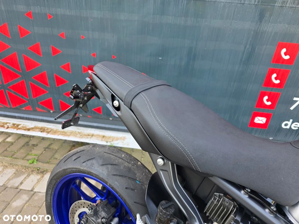 Yamaha MT - 24