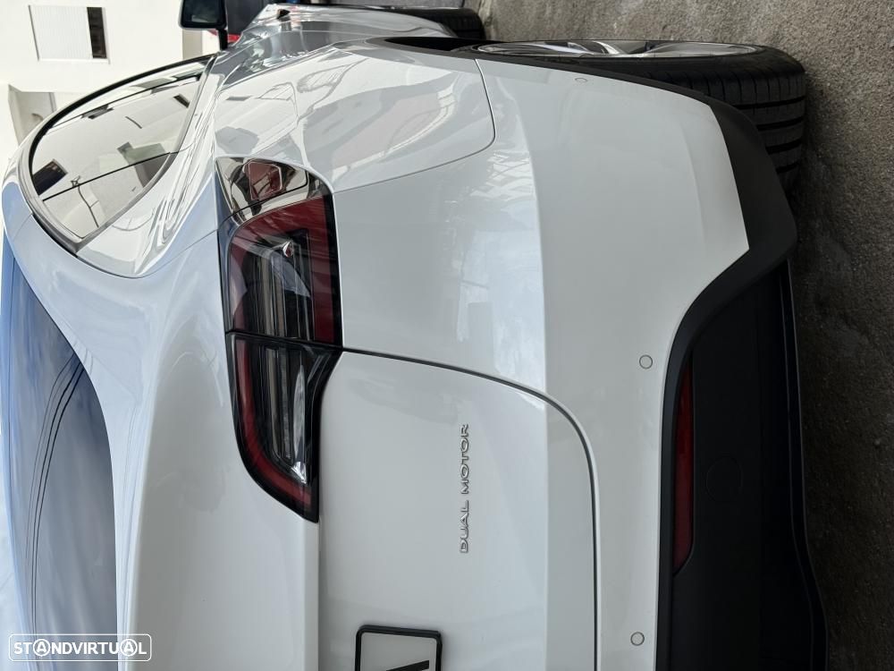 Tesla Model Y Long Range Tração Integral - 16