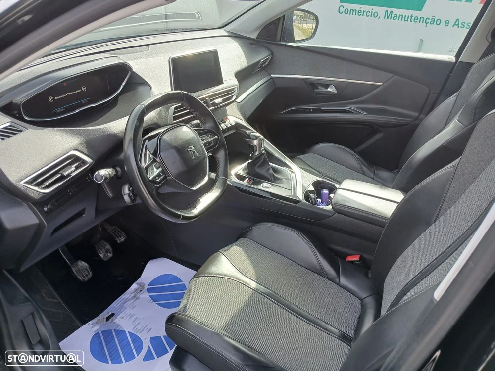 Peugeot 3008 1.5 BlueHDi Allure - 17
