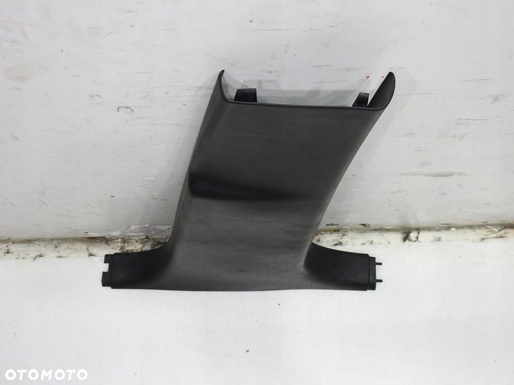 OSŁONA SŁUPKA PRAWA PEUGEOT 307 LIFT - 2