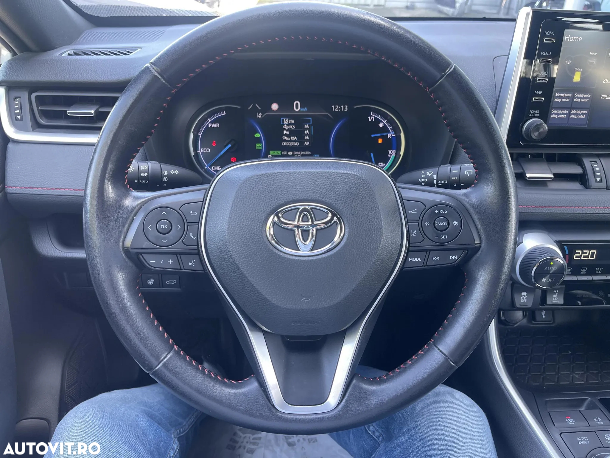 Toyota RAV4 - 13