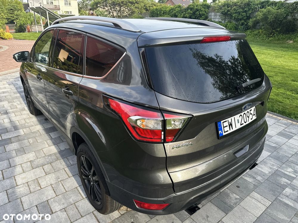 Ford Kuga 2.0 EcoBlue TITANIUM - 24