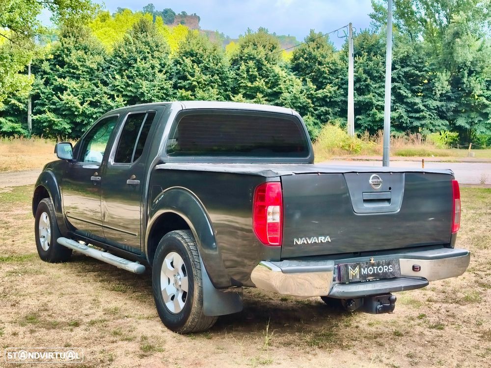 Nissan Navara 2.5 dCi CD LE - 26