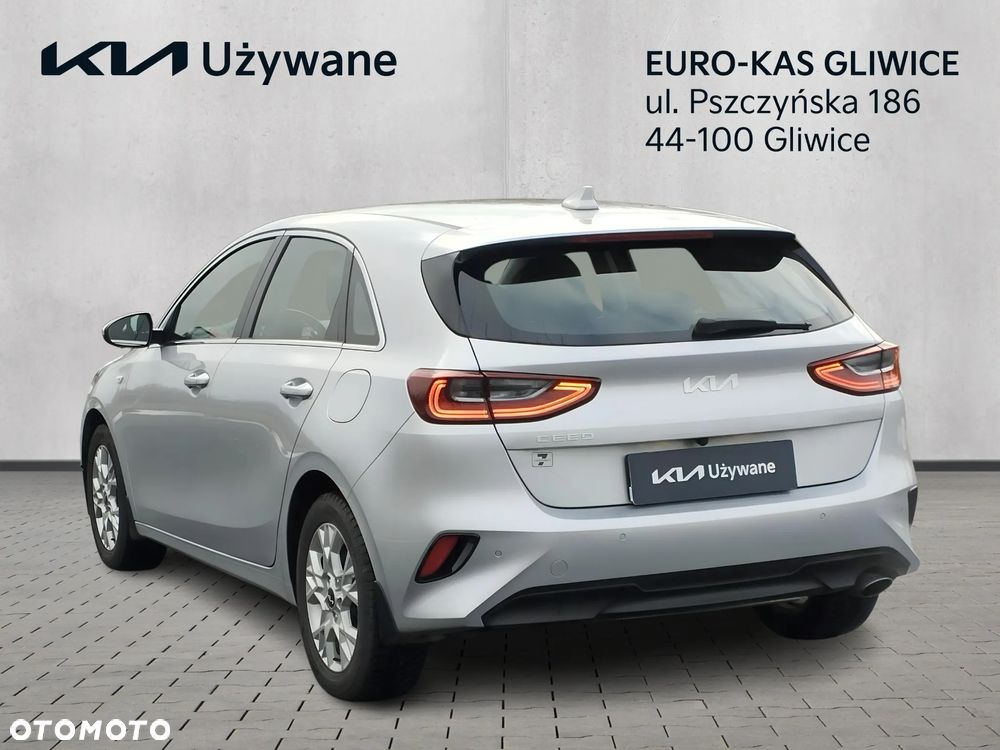 Kia Ceed 1.5 T-GDI M - 3