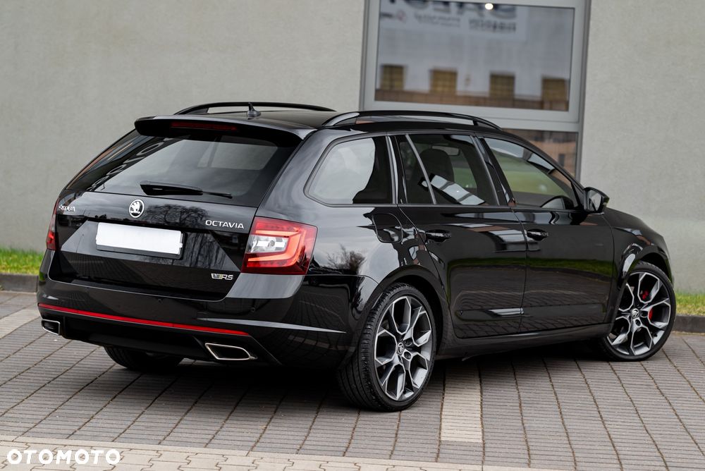 Skoda Octavia 2.0 TDI RS DSG - 10