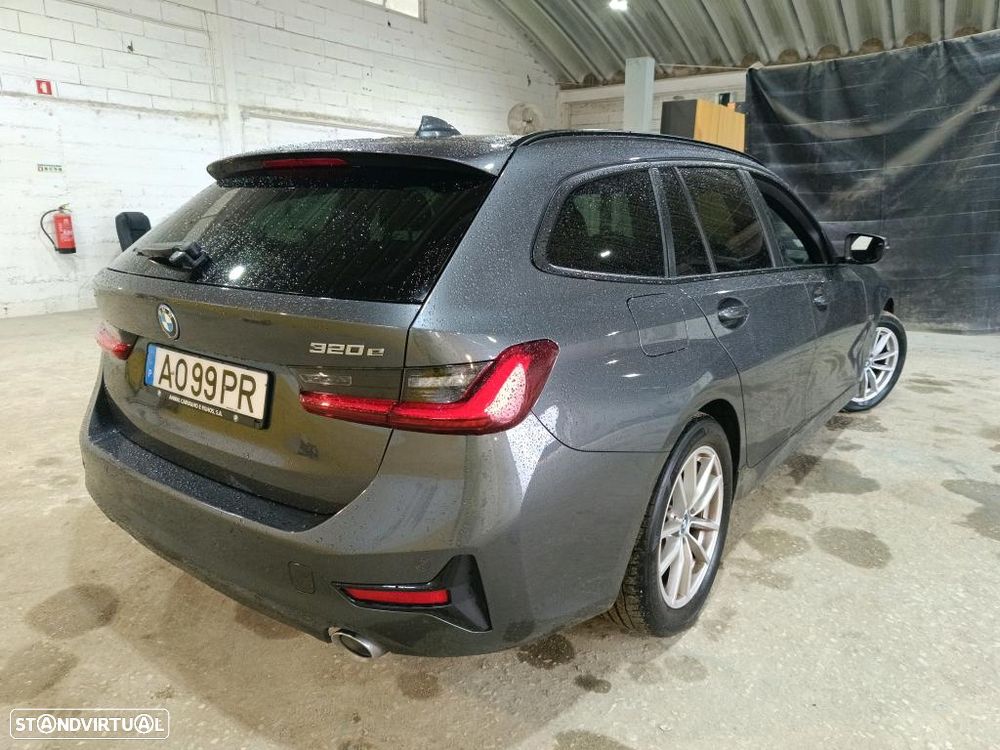 BMW 320 e Corporate Edition Auto - 3
