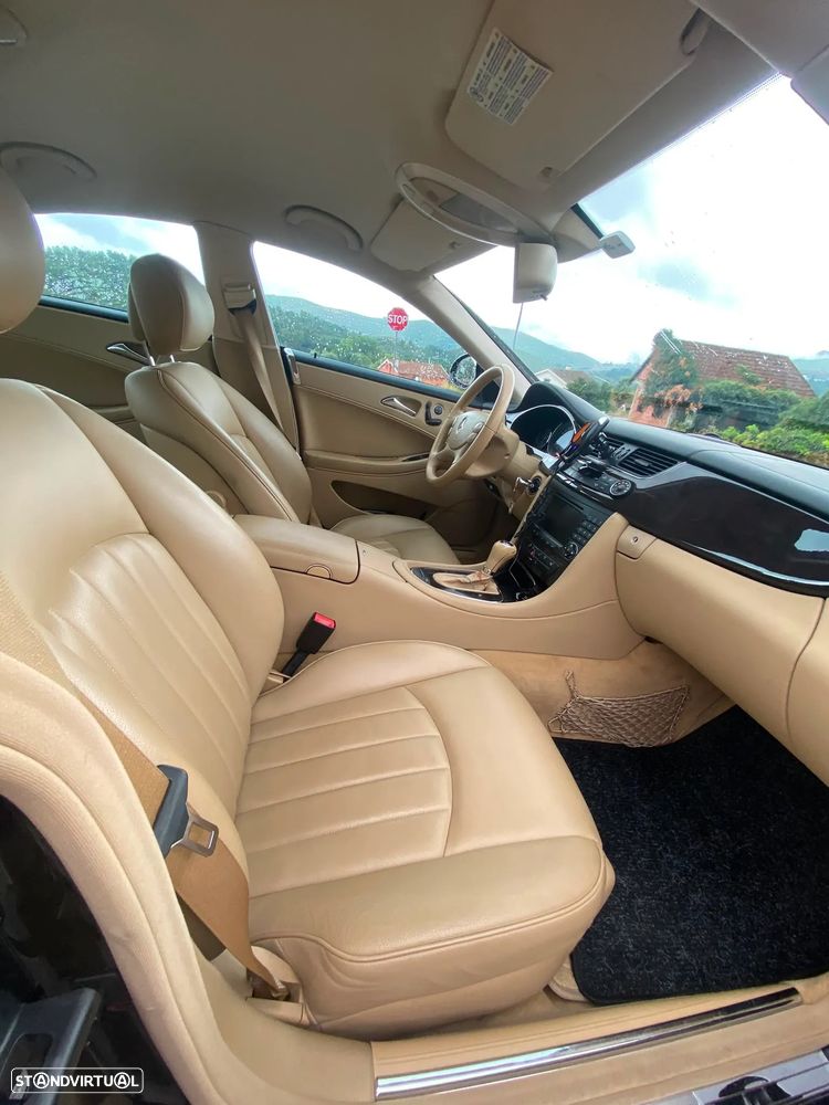 Mercedes-Benz CLS 320 CDi - 10