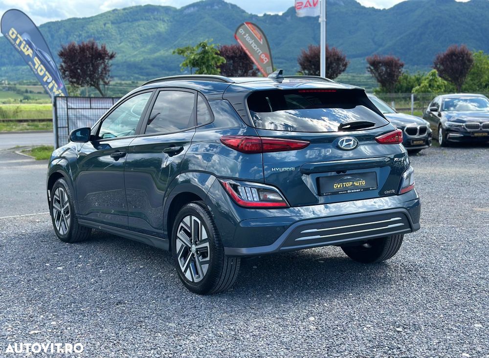 Hyundai KONA Premium - 6