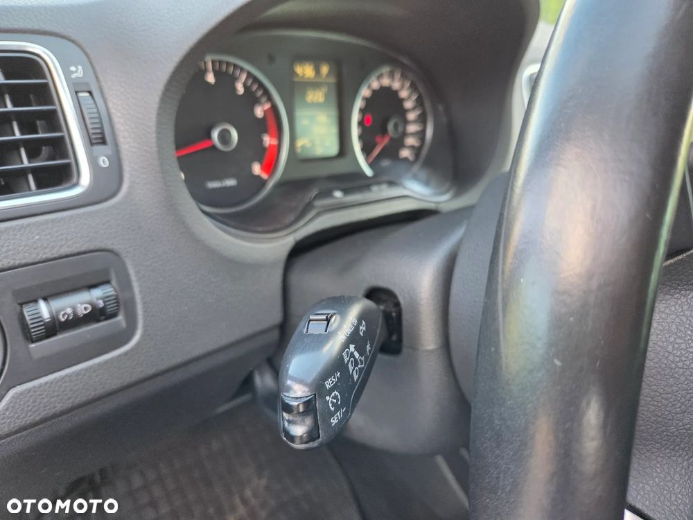 Volkswagen Polo 1.4 DSG Team - 15