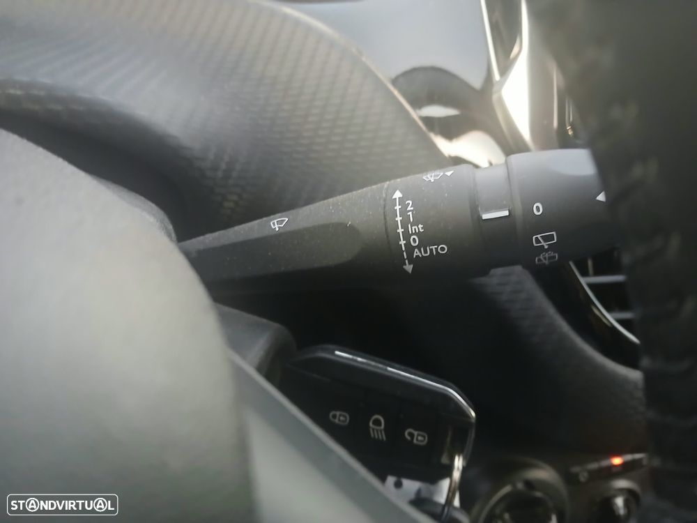 Peugeot 2008 1.2 PureTech Style - 25