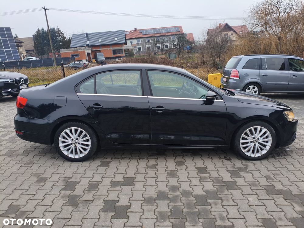 Volkswagen Jetta 1.4 TSI DSG Comfortline - 4