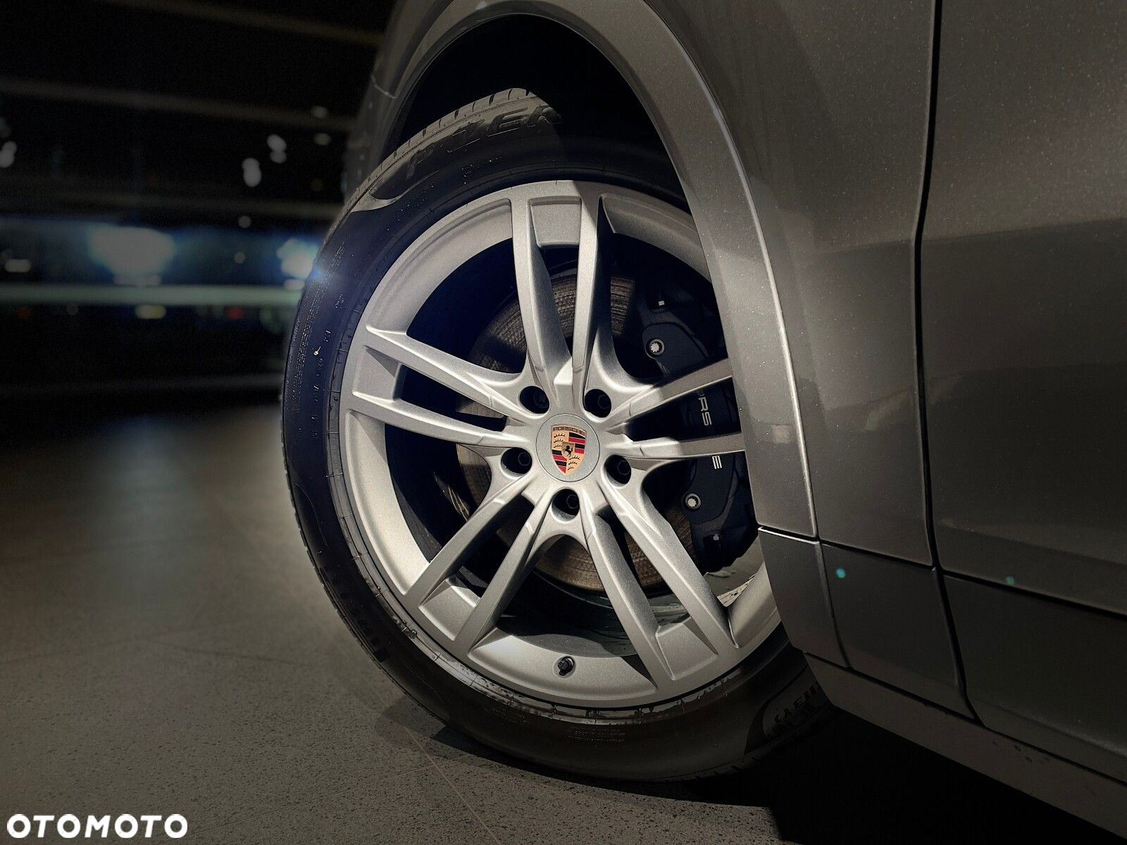 Porsche Cayenne - 16