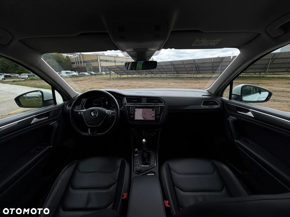 Volkswagen Tiguan 2.0 TDI SCR 4MotION DSG R-Line - 17