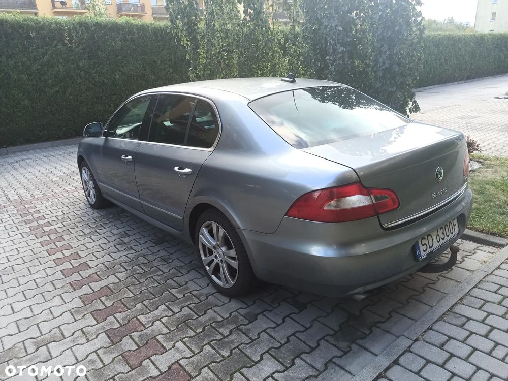 Skoda Superb - 1
