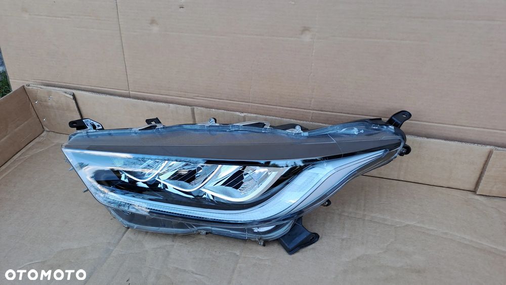 TOYOTA YARIS IV 20-26R LEWA LAMPA FULL LED K0-8 ŁADNA CAŁA - 2