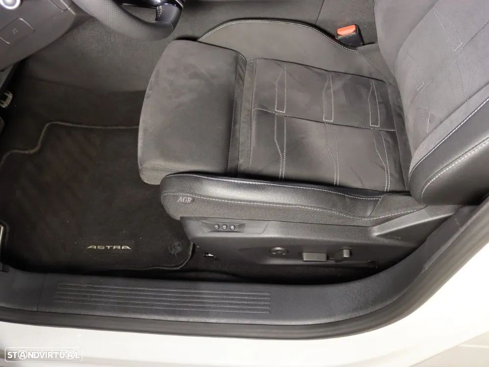 Opel Astra 1.5 D GS Line Aut. - 9