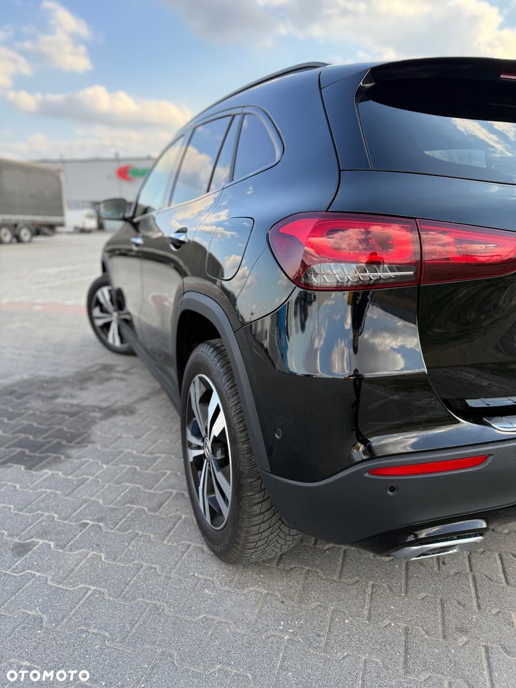 Mercedes-Benz GLA 220 d 4-Matic AMG Line - 5