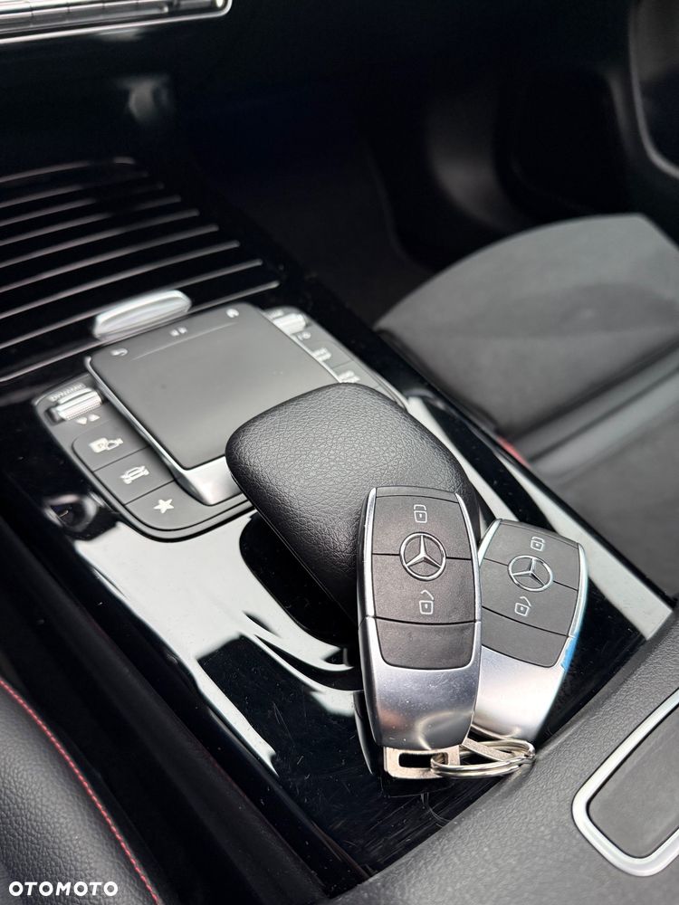 Mercedes-Benz CLA 180 7G-DCT Edition AMG Line - 37