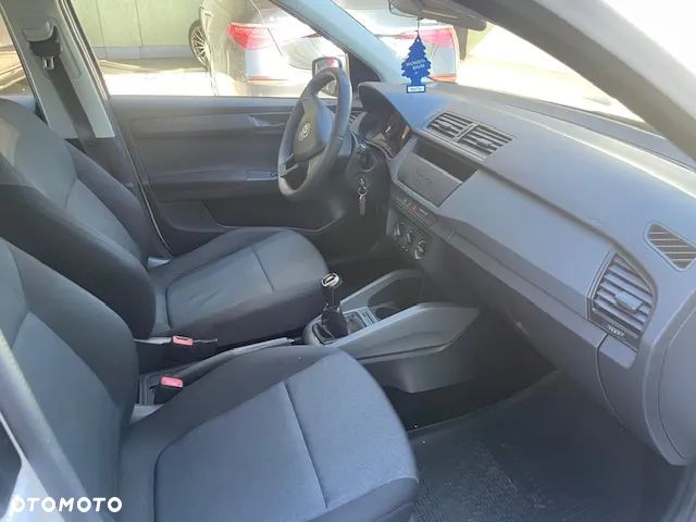 Skoda Fabia 1.0 Active - 11