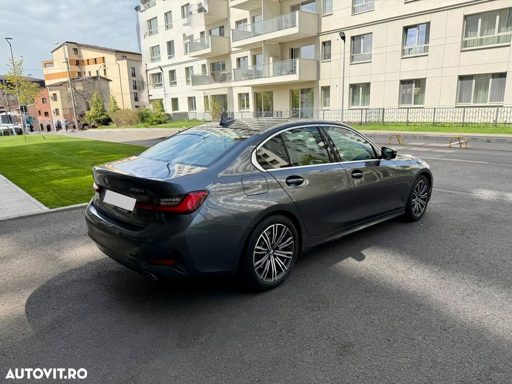 BMW Seria 3 330i Aut. Advantage - 7