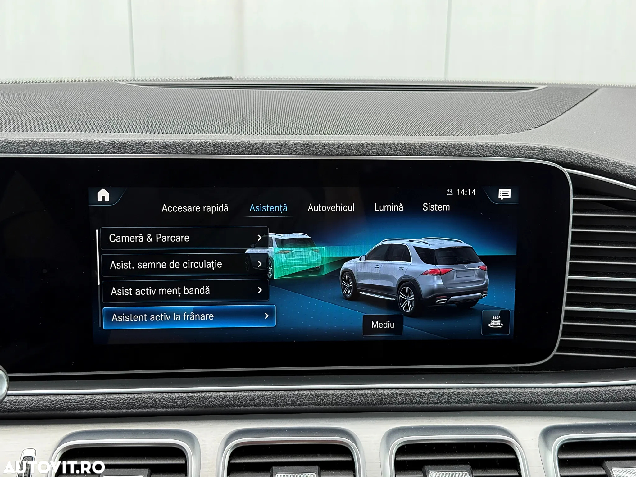 Mercedes-Benz GLE 300 d 4Matic 9G-TRONIC AMG Line - 31