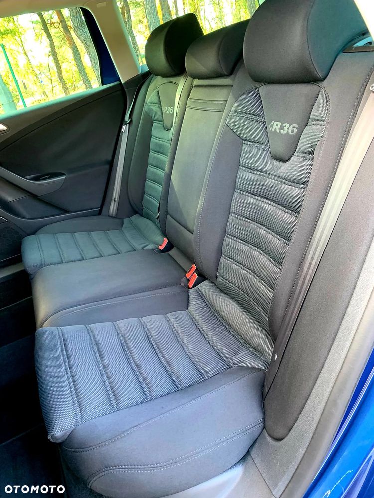 Volkswagen Passat 3.6 V6 R36 - 15