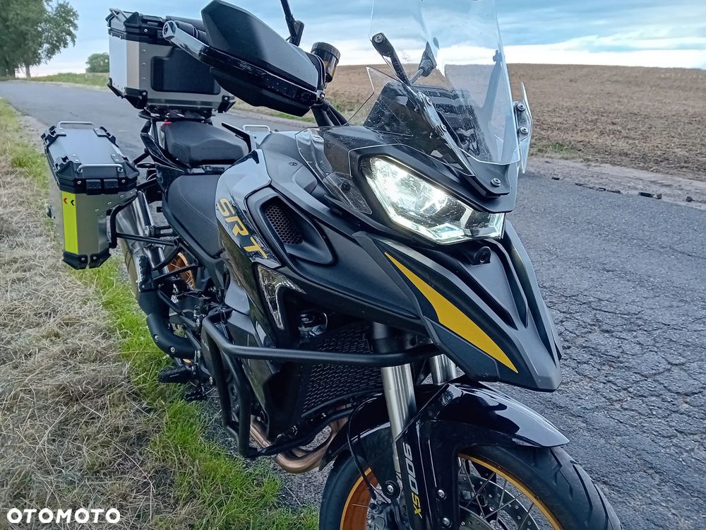 QJMOTOR SRT900SX - 18