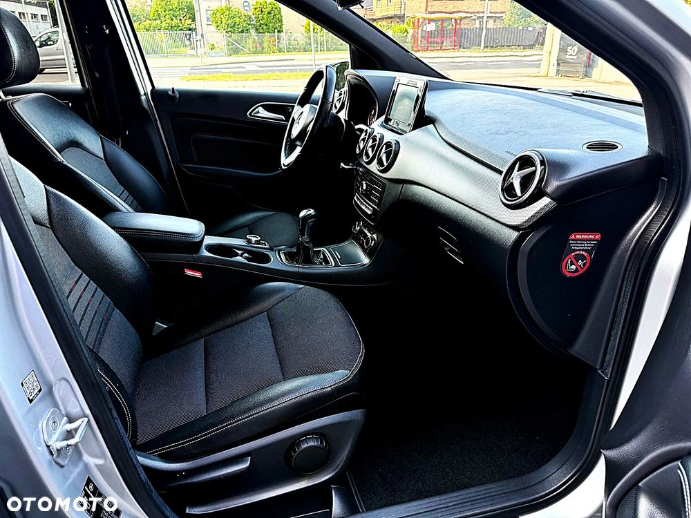 Mercedes-Benz Klasa B 180 AMG Line - 18