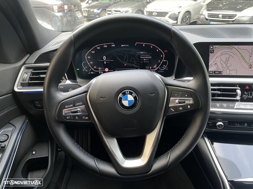 BMW 320 e Line Sport Auto - 18