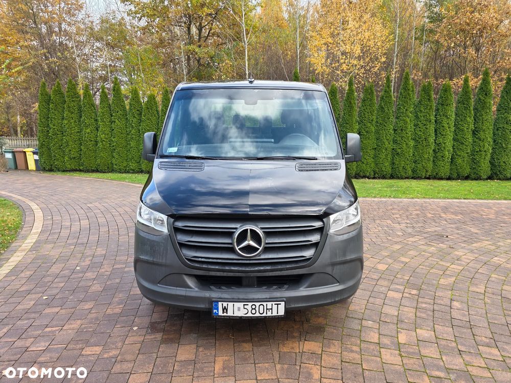 Mercedes-Benz Sprinter - 2