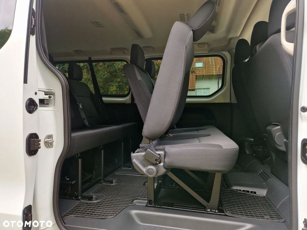 Renault Trafic 2.0 dCi - 30