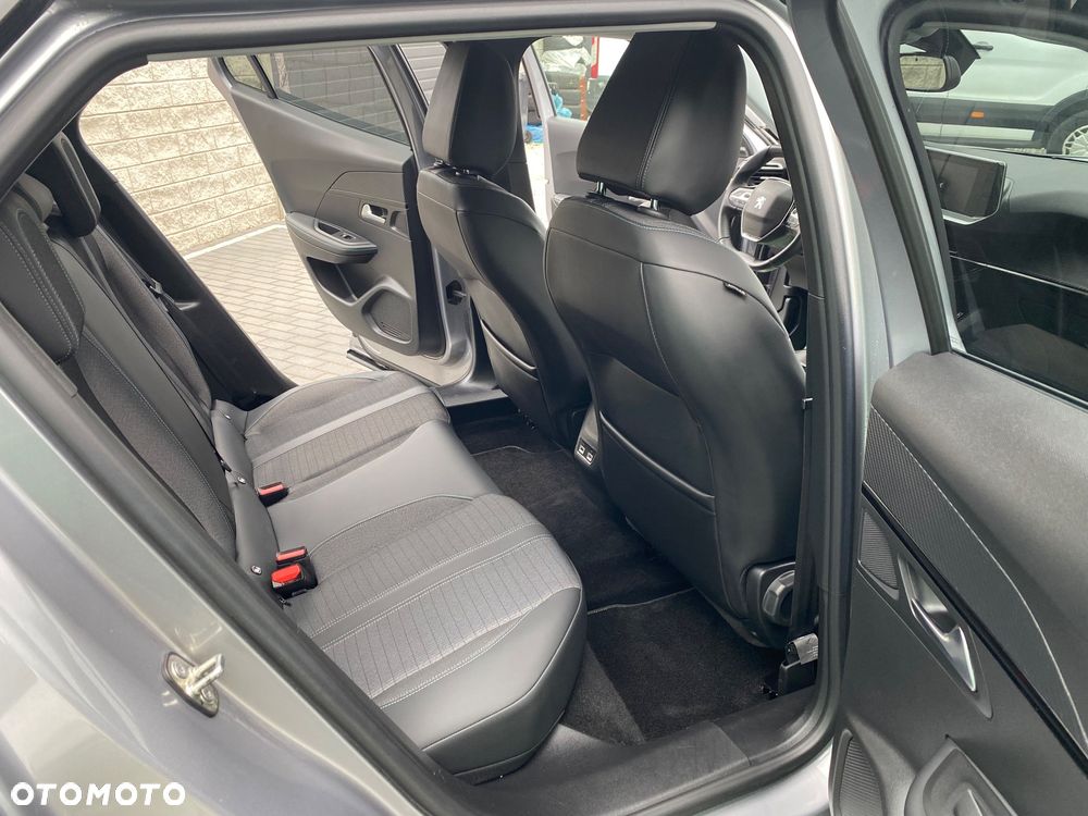 Peugeot 2008 BlueHDi 110 Allure - 8