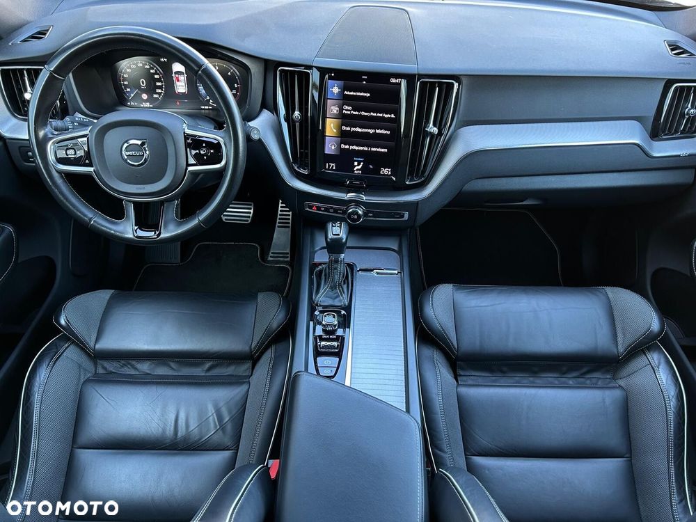 Volvo XC 60 D4 R-Design - 4
