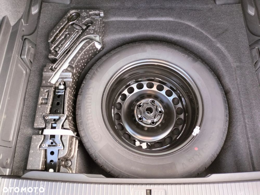 Volkswagen Passat 2.0 TDI SCR DSG - 9