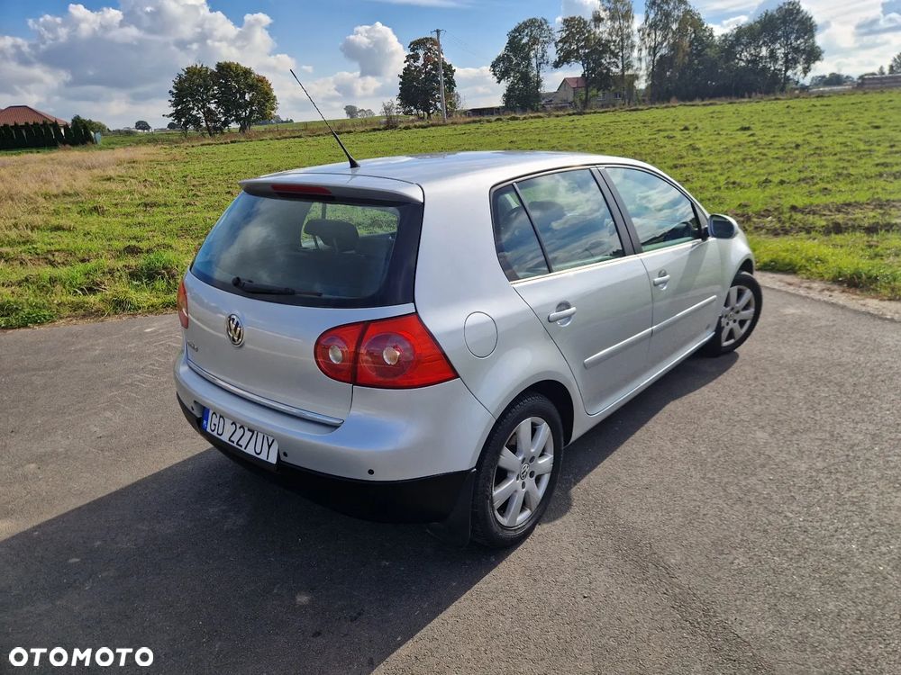 Volkswagen Golf V 1.6 Trendline - 14