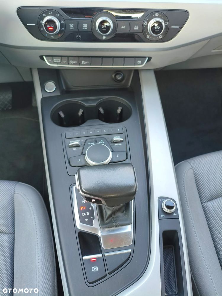 Audi A4 Avant 2.0 TDI S tronic - 15