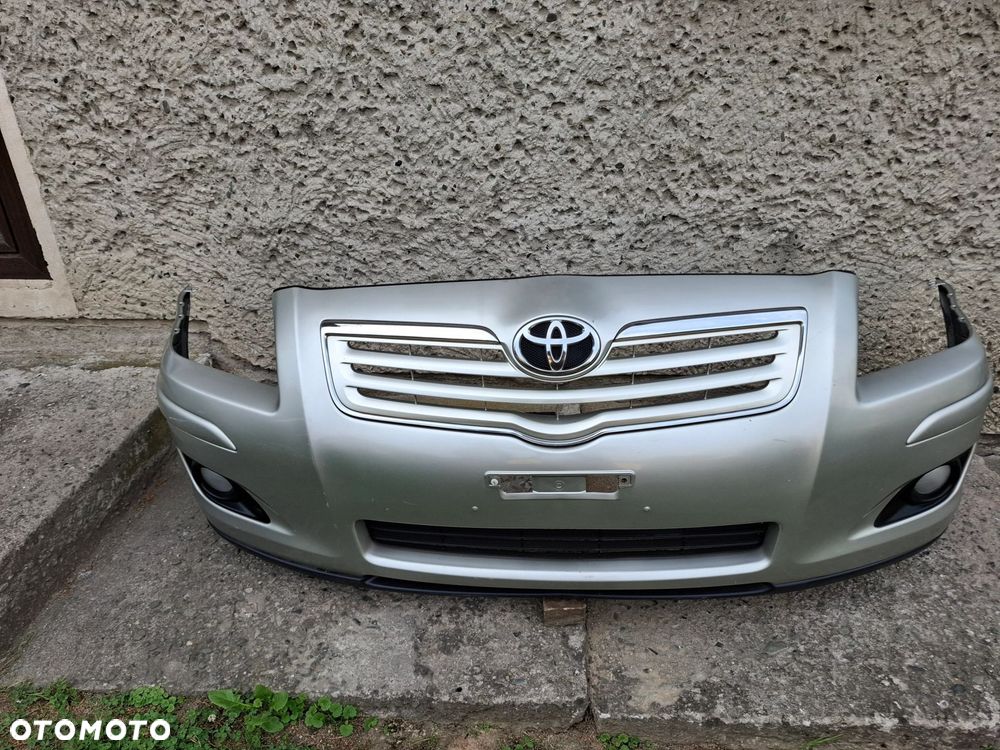 ZDERZAK PRZEDNI TOYOTA AVENSIS T25 LIFT 06/08r - 1
