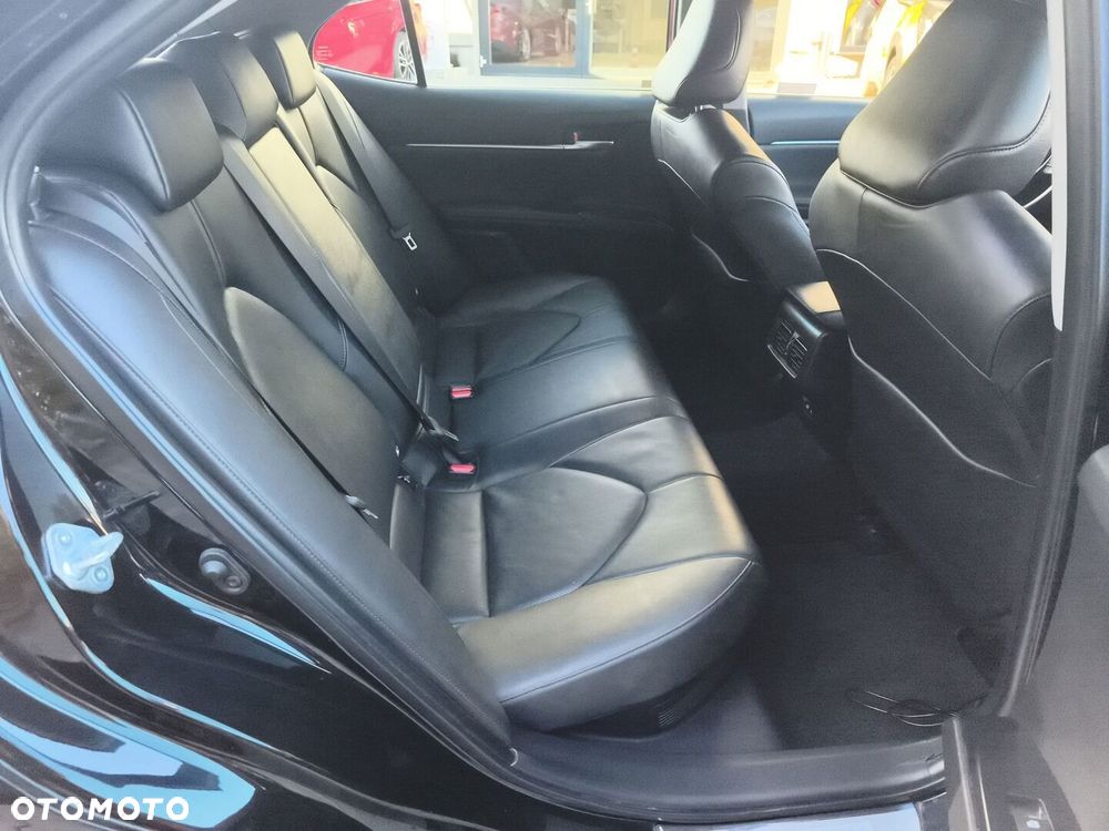 Toyota Camry 2.5 Hybrid Executive CVT - 10