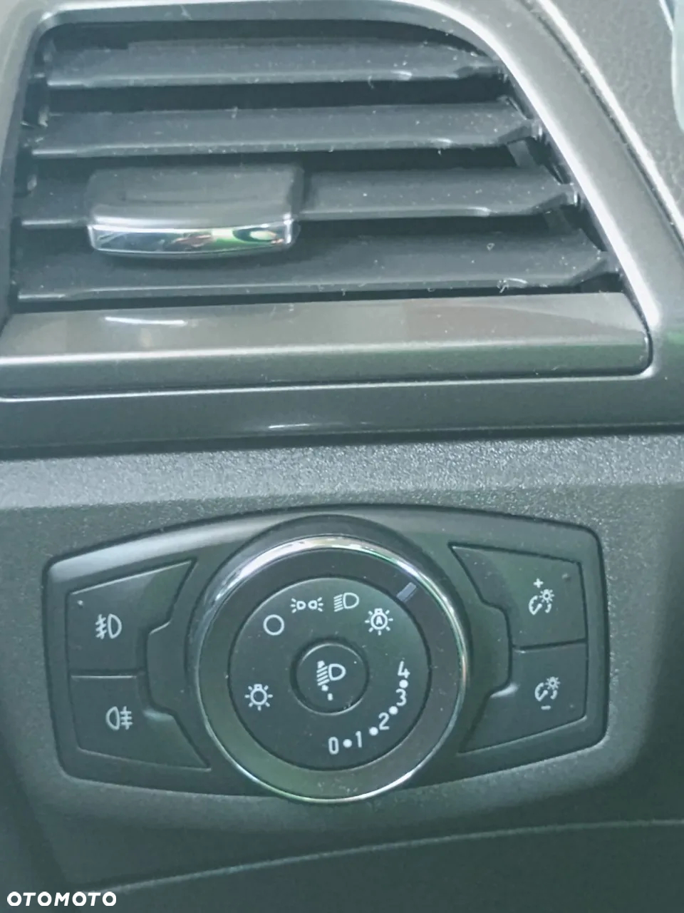 Ford Mondeo 2.0 EcoBlue Trend - 14