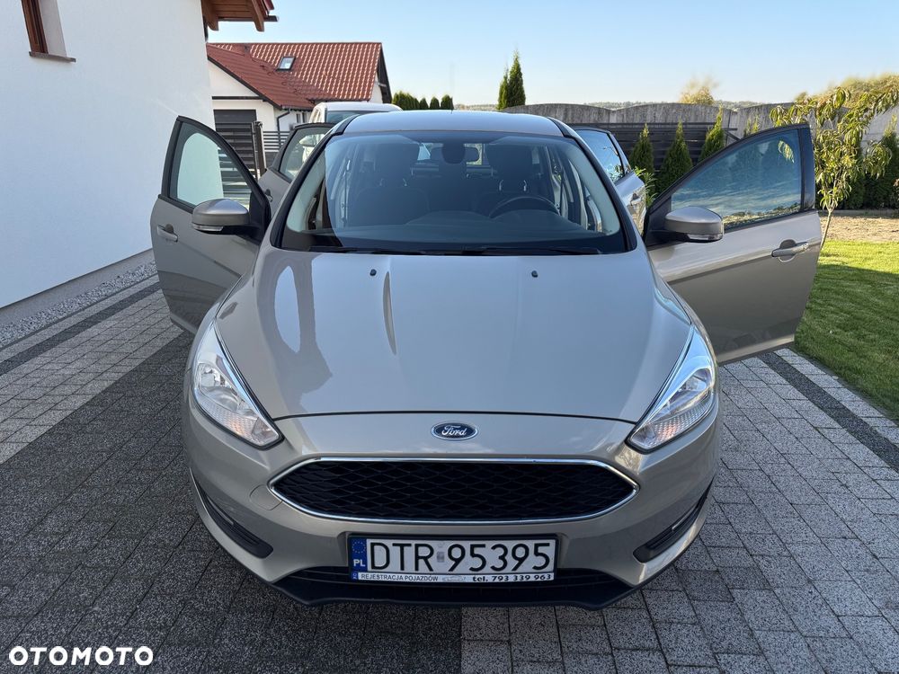 Ford Focus - 8
