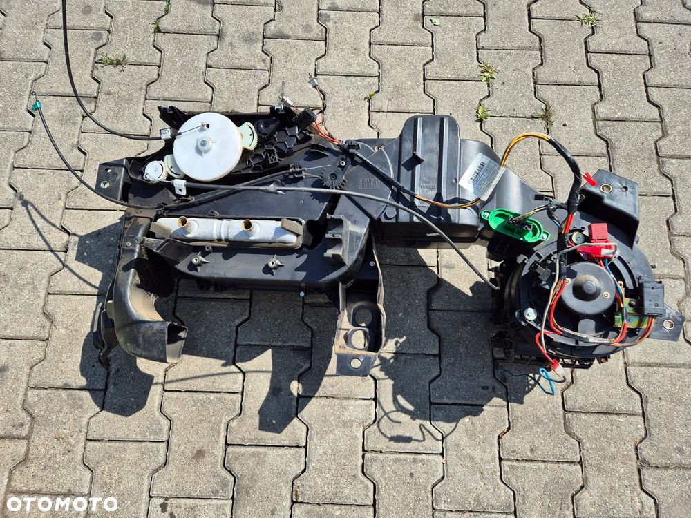 NAGRZEWNICA WENTYLATOR KABINY IVECO DAILY III 99-06r.