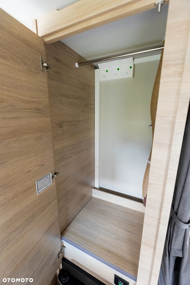 Weinsberg CARA ONE 390 QD - 19