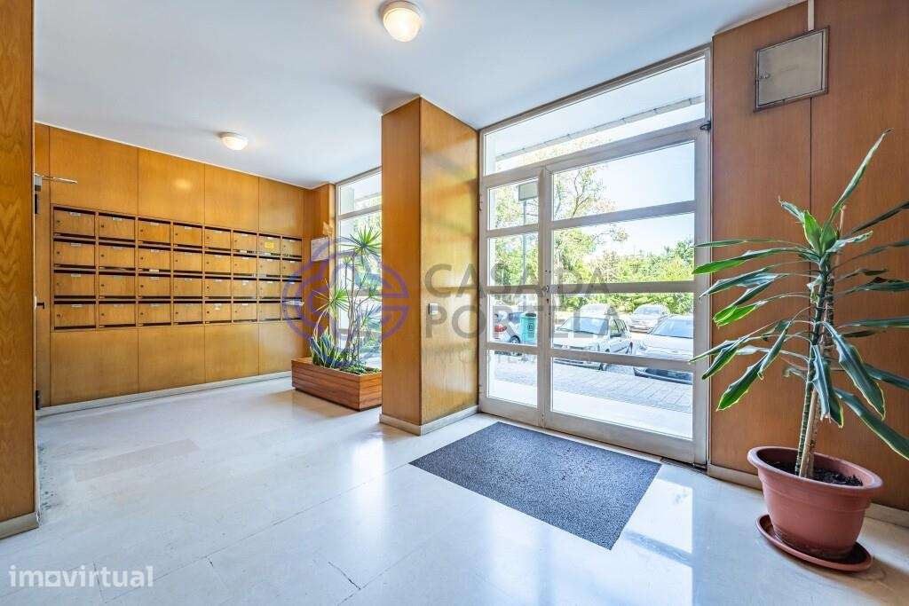 Apartamento T3 com Garagem e Varanda para Arrendamento – Carvalhido / - Grande imagem: 2/27