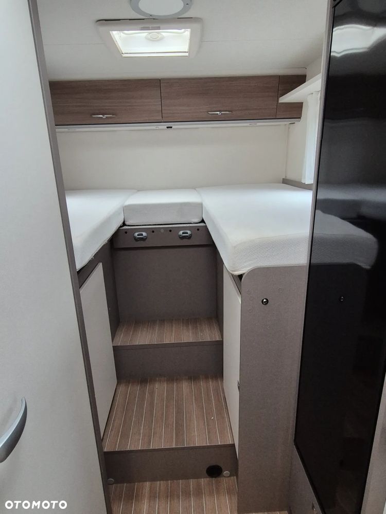 Etrusco 6.9 SF 7m FV23% 4os. MAX doposażony półintegra opuszczane łóżko IGŁA - 20