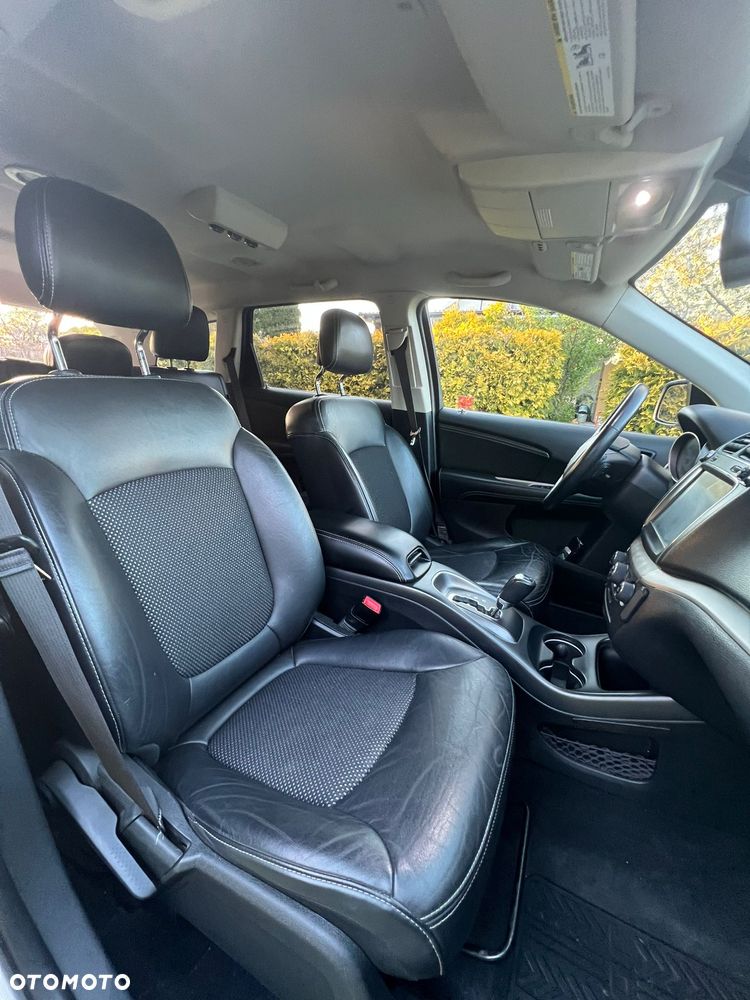 Dodge Journey - 14